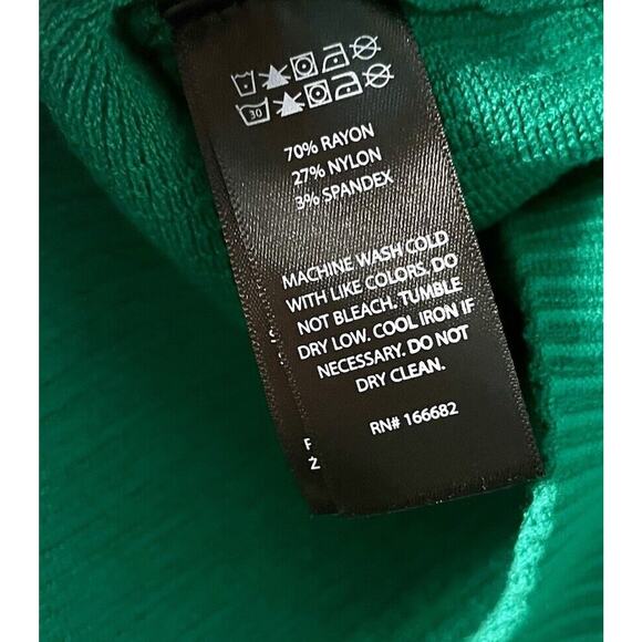 NWT House Of Harlow 1960 | Emerald Green Ribbed Cut Out 2pc Set | Size: Medium - Picture 5 of 7